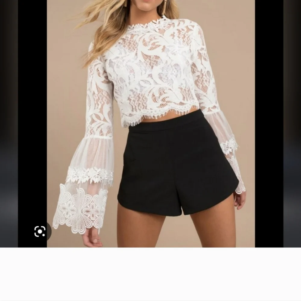 Lace Crop Top with Tulle Bell Sleeves Chelsea size small  like new without tag - Picture 4 of 12